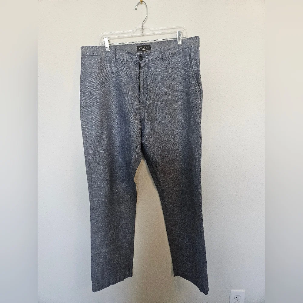 Banana Republic Aiden Chino in Blue and Cream
